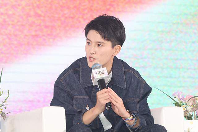 已婚女人接生男孩和Oyaji